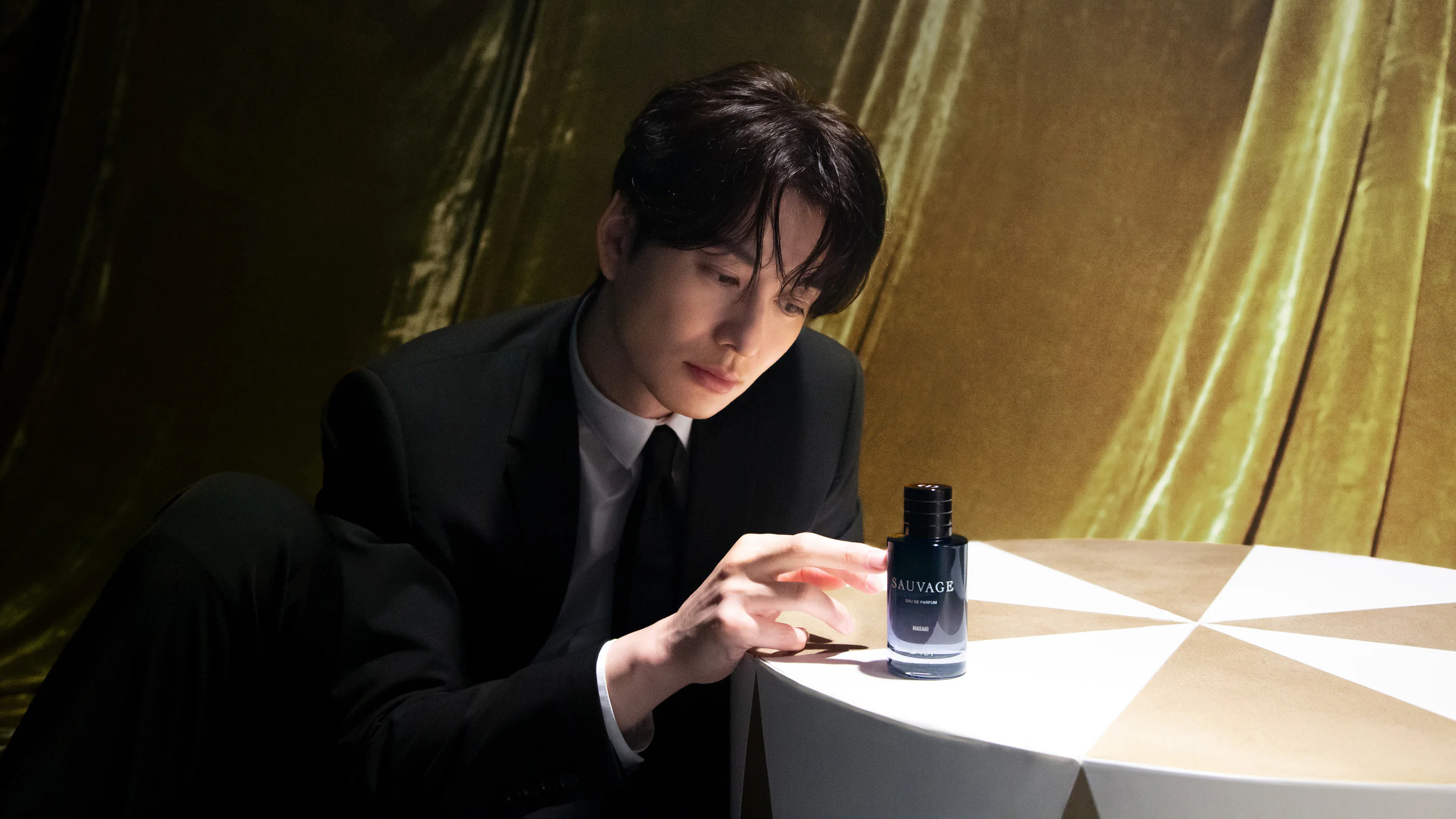 ESQUIRE-DIOR-MASAKIOKADA-SAKIKONOMURA